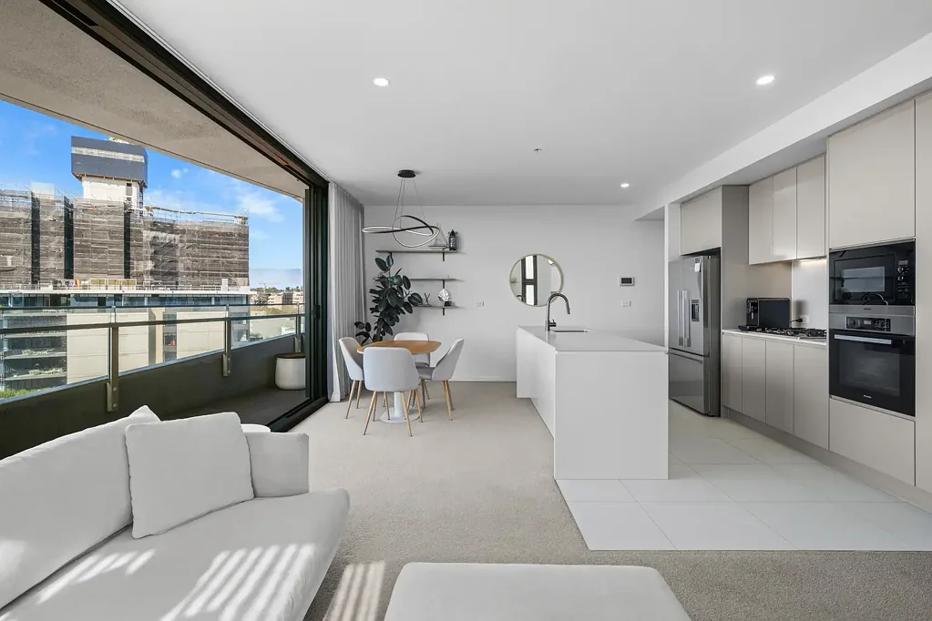 Newcastle West 2कमरा Put simply, harbour glimpses, city lifestyle at Verve