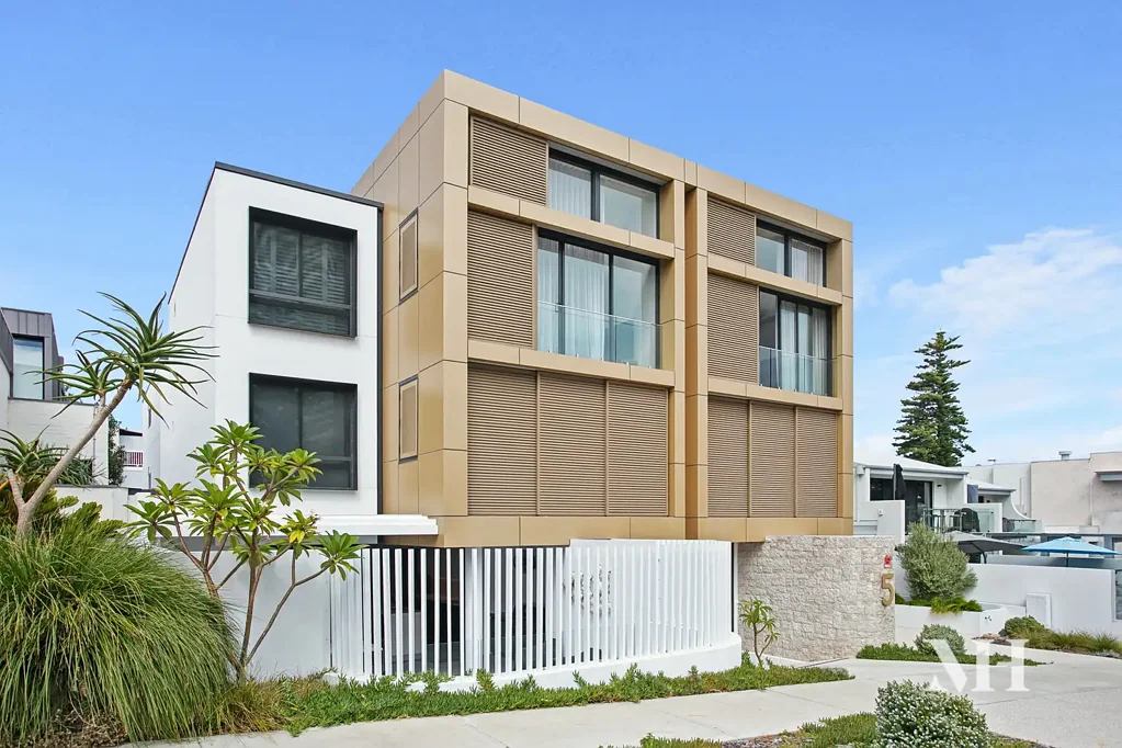 OCEAN LIFESTYLE - LUXURY FURNISHED APARTMENT WITH PRIVATE POOL