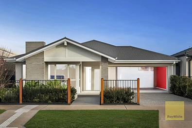 Tarneit 4 Slaapkamer Luxury Display Home in the Prestigious Bluestone Estate