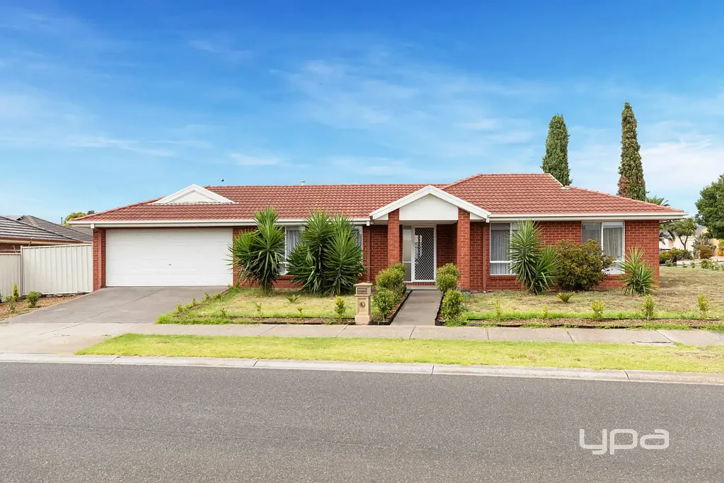 1 Girraween Place, Caroline Springs, VIC 3023