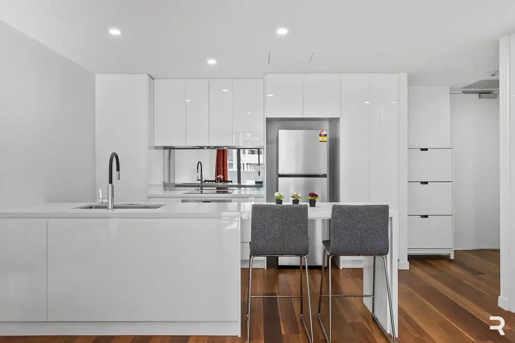 Braddon 2ਬੈੱਡਰੂਮ City Convenience Meets Quiet Comfort – Spacious Two-Bedroom in the Heart of Canberra
