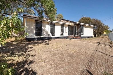 Swan Hill 3房  Great Investment Opportunity with Corner Position