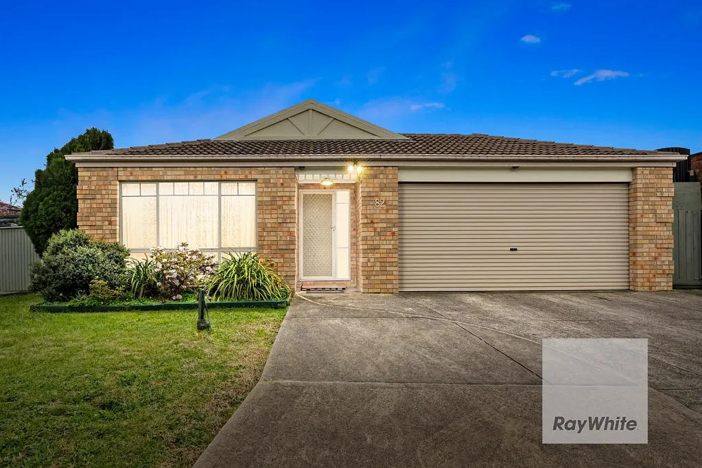 Bundoora 4ਬੈੱਡਰੂਮ Modern Family Living with Space and Convenience