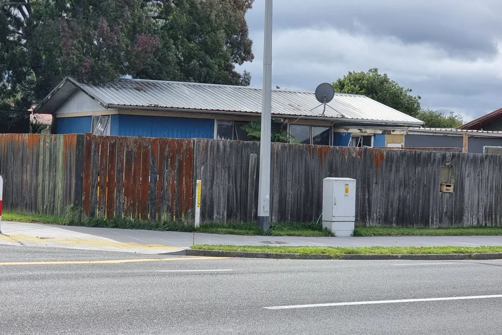 Ngapuna 2 Bedroom OPPORTUNITY ON VAUGHAN