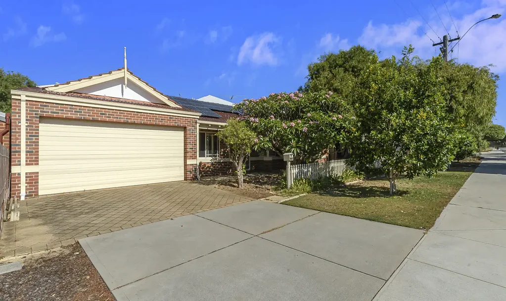 Innaloo 3ਬੈੱਡਰੂਮ Great family home on quiet street