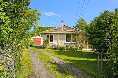 Otaki 2 Bedroom Vendor Needs to Move On..Open to Offers!!