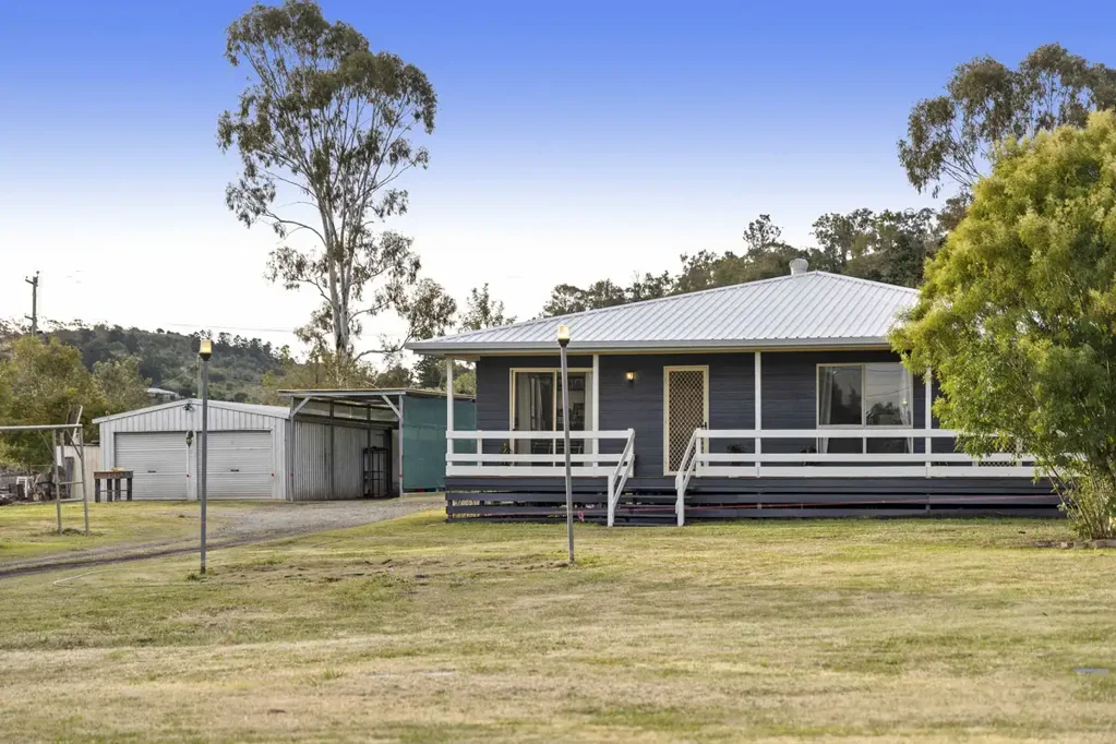26 Mansel Drive, Gowrie Junction, QLD 4352