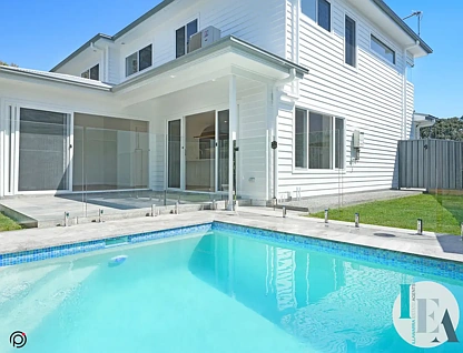 4/12 Headland Parade, Barrack Point, South Coast, 3 Kuwarto, 2 Banyo, House