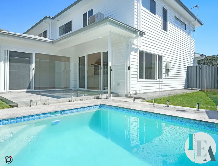 4/12 Headland Parade, Barrack Point, South Coast, 3 Kuwarto, 2 Banyo, House