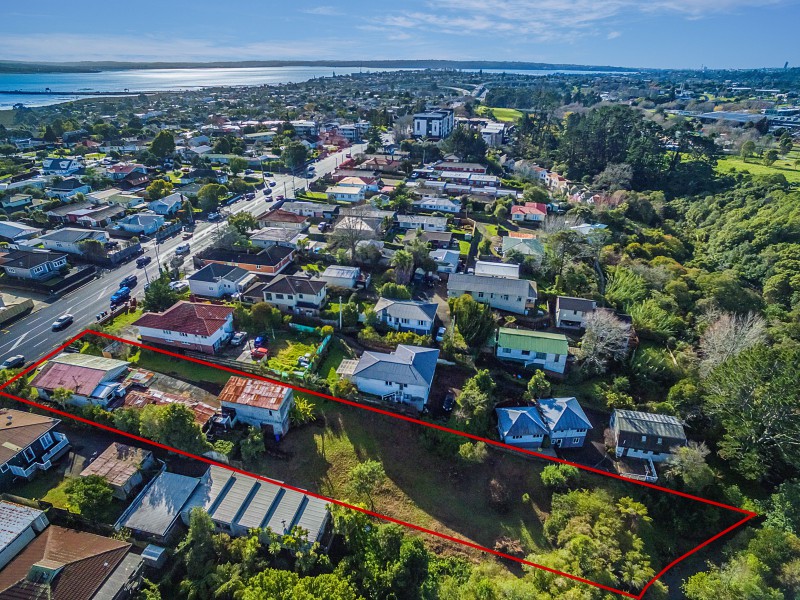 Residential  Mixed Housing Urban Zone