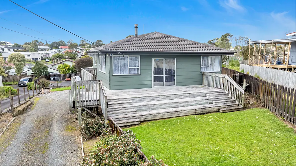 20 Forest Hill Road, Henderson, Waitakere City, Auckland