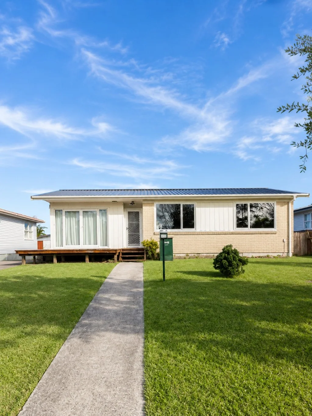 80 Riverpark Crescent