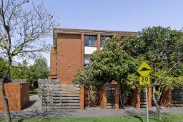 8/27 Roseberry Street, Ascot Vale