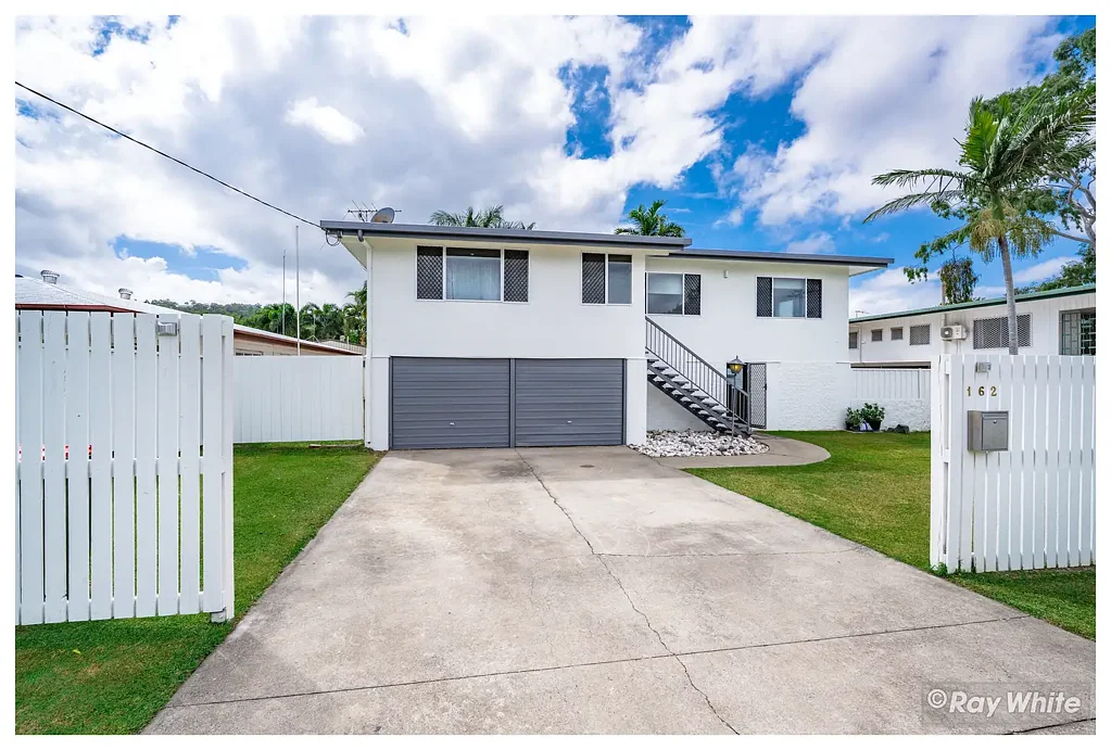 162 Horton Street, Koongal, QLD 4701