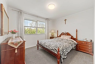 2/34B Sunnynook Road, Sunnynook, North Shore City