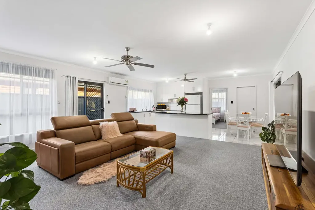 Evanston Gardens 4房  Flexible Dual Living All Under One Roof!