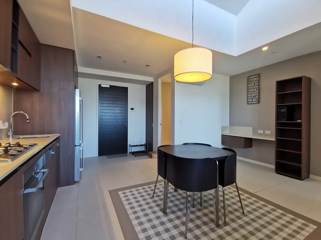 Stylish & Spacious Apartment Living in South Yarra (Fully Furnished)