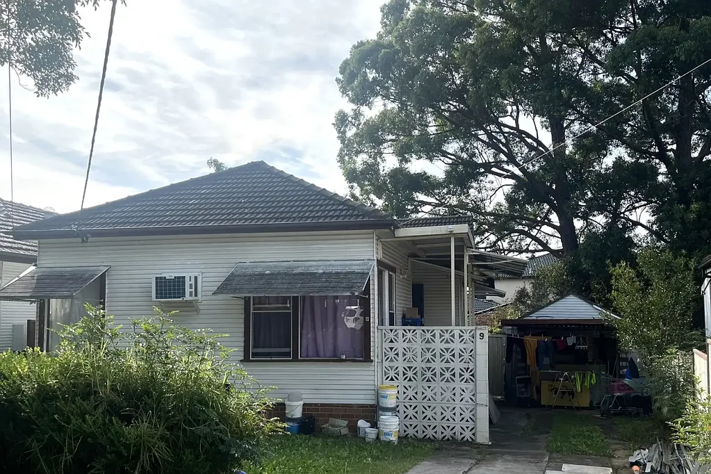 Spacious Family Home | 9-Min Walk to Berala Station