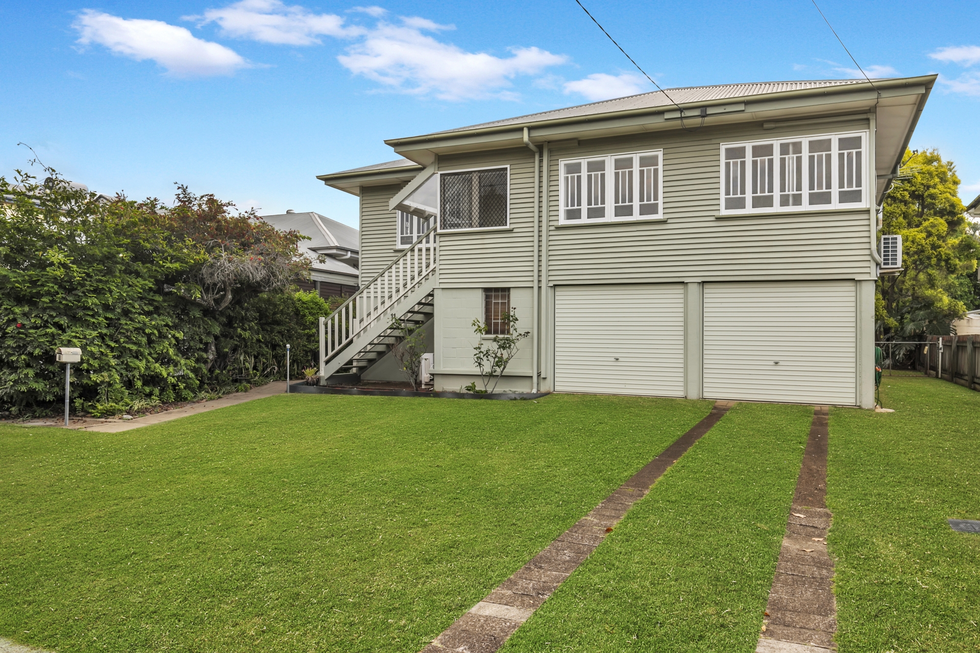 11 MEREWETHER ST, CORINDA QLD 4075, 0 Bedrooms, 0 Bathrooms, House