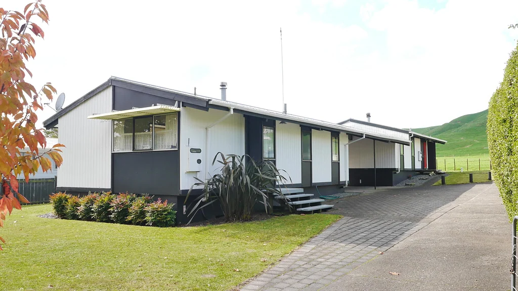 Rerewhakaaitu 4Kwarto Dual Rural Dwellings. Double the Potential