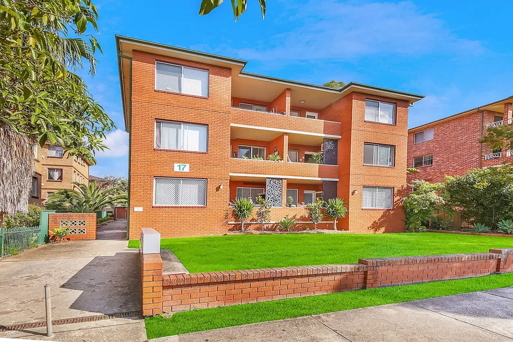 TWO BEDROOM UNIT