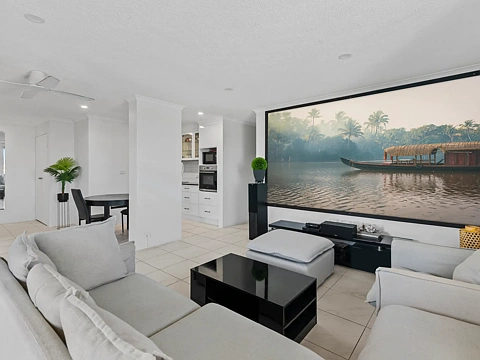 Burleigh Heads 2 Bedroom Burleigh Heads Beachside Gem – Renovated & Ready to Move In