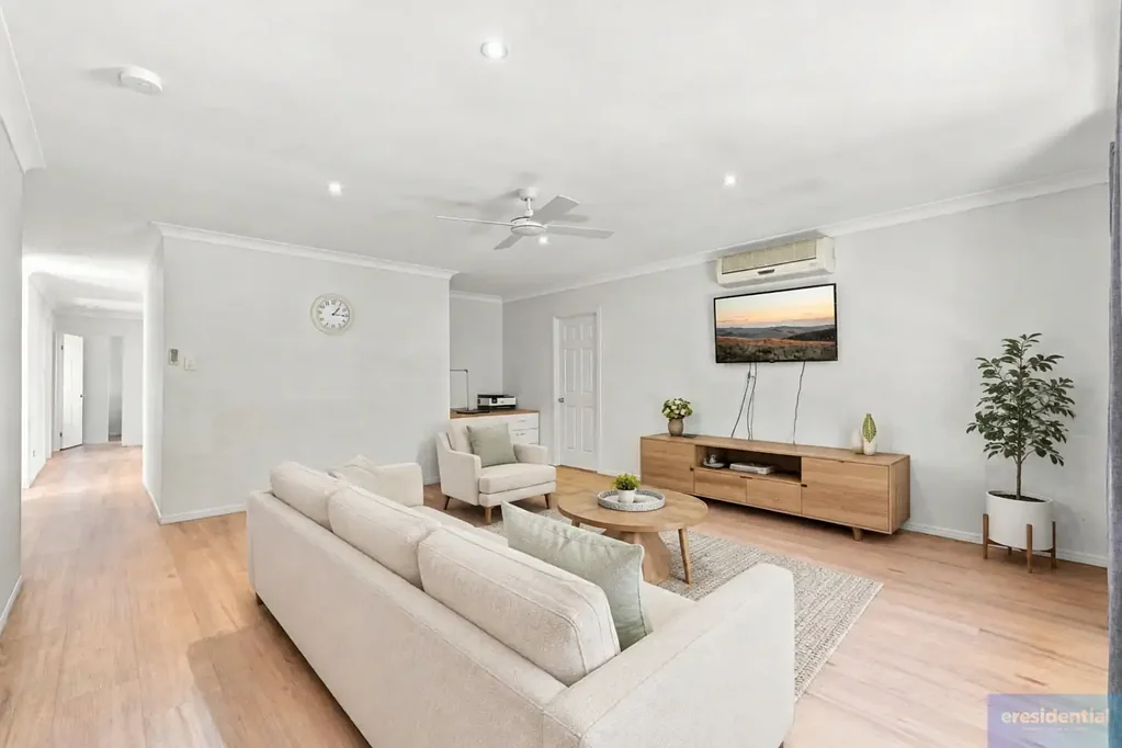Edens Landing 4ਬੈੱਡਰੂਮ Stylish Family Living With Views Across the Treetops in Edens Landing