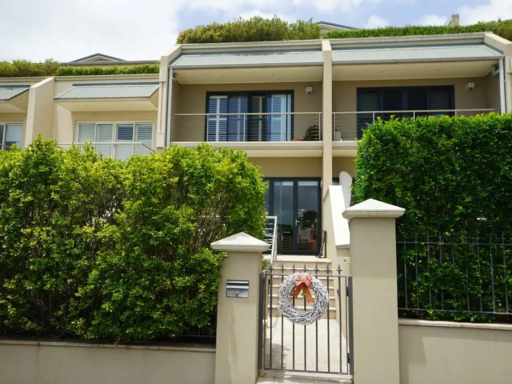 Forest Lodge 4ਬੈੱਡਰੂਮ Coming Soon...