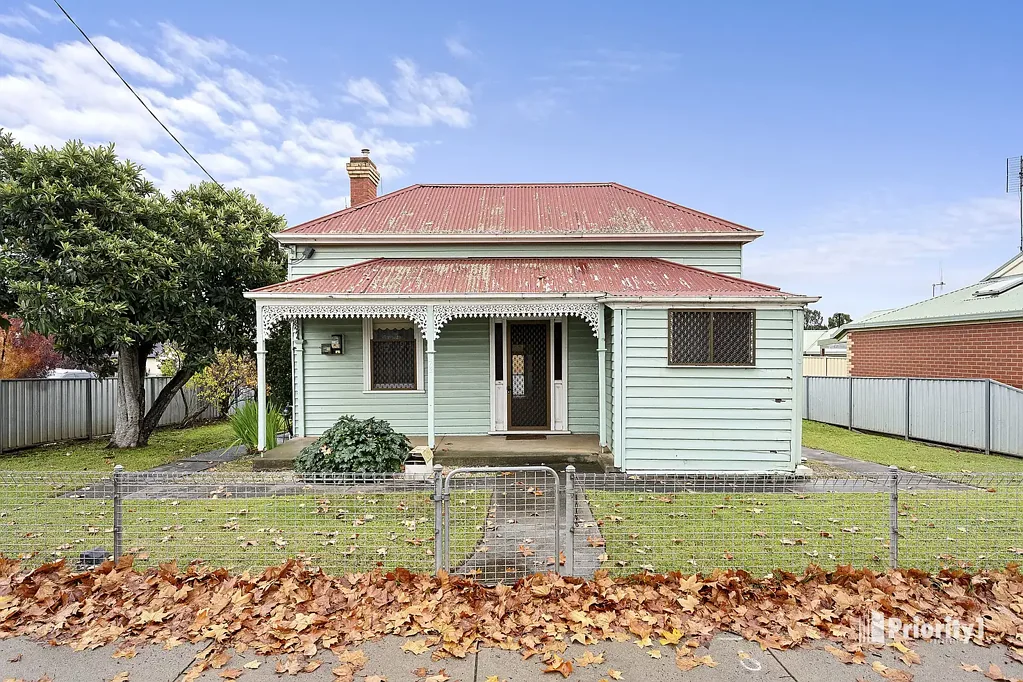 Golden Square 3房  CHARACTER HOME READY FOR RENOVATION