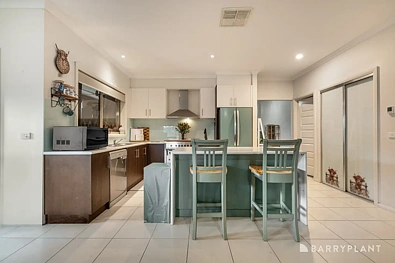 15 Norman Road, Drouin, VIC 3818, 4 slaapkamers, 2 badkamers, House