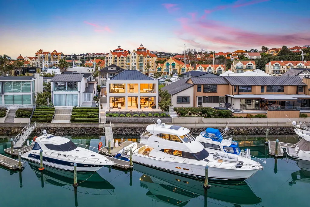 Gulf Harbour 3Moenga Motivated Vendors. Waterfront Must Sell