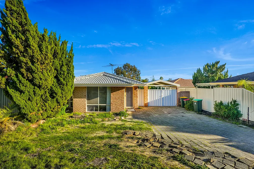 Mirrabooka 3Zimmer Endless Potential on a Spacious 636sqm Block