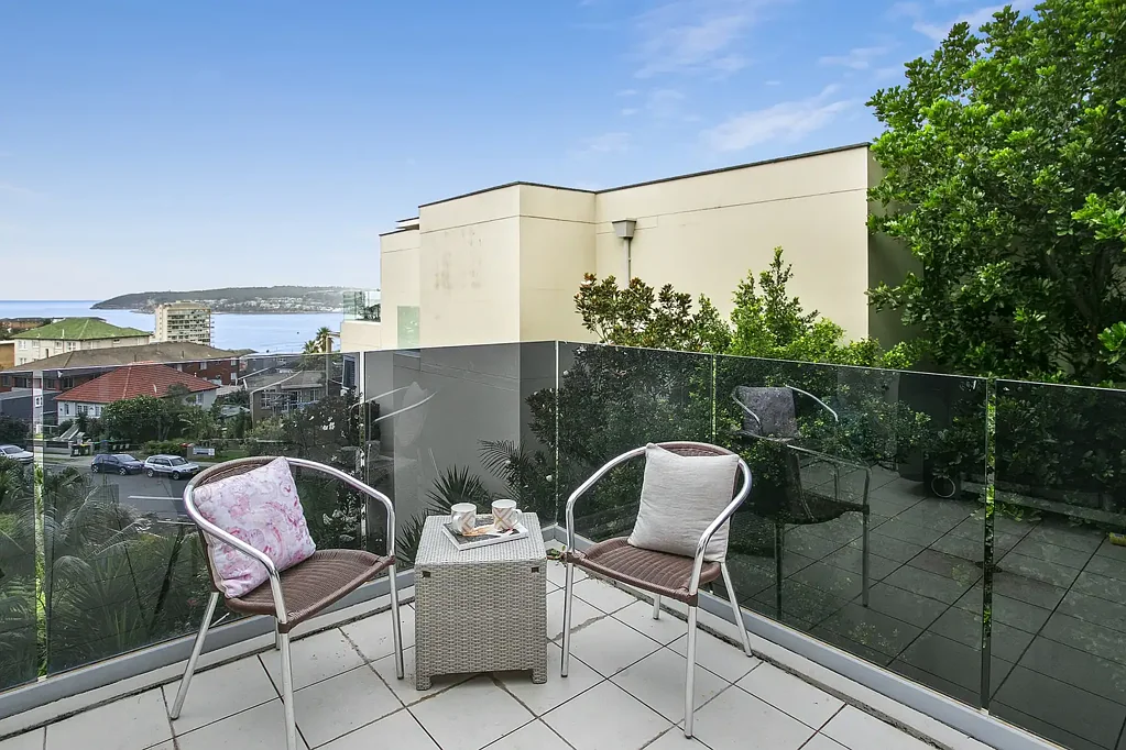 Headland luxury between Freshwater & Queenscliff beaches