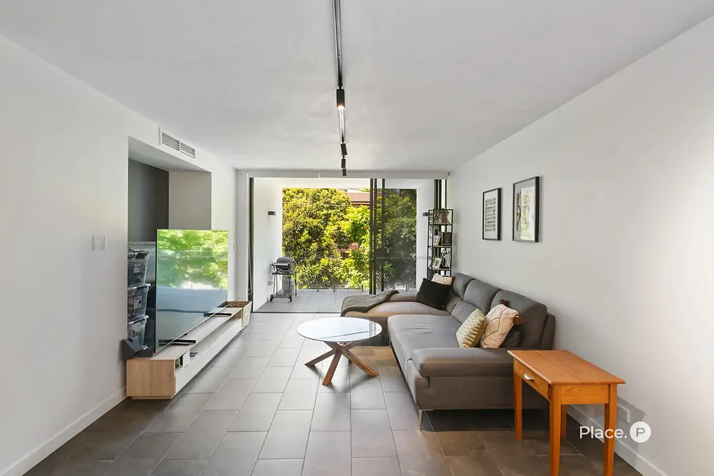 201/9 Lapraik Street, Ascot, QLD 4007