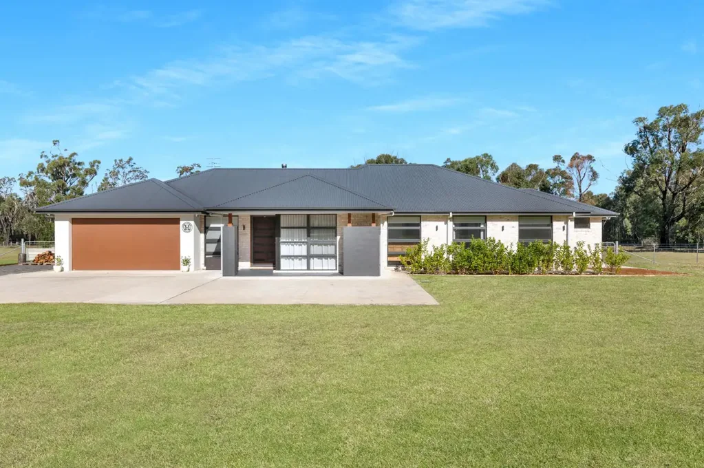 Tomerong Modern Family Living on 26 Private Acres — Minutes to Jervis Bay