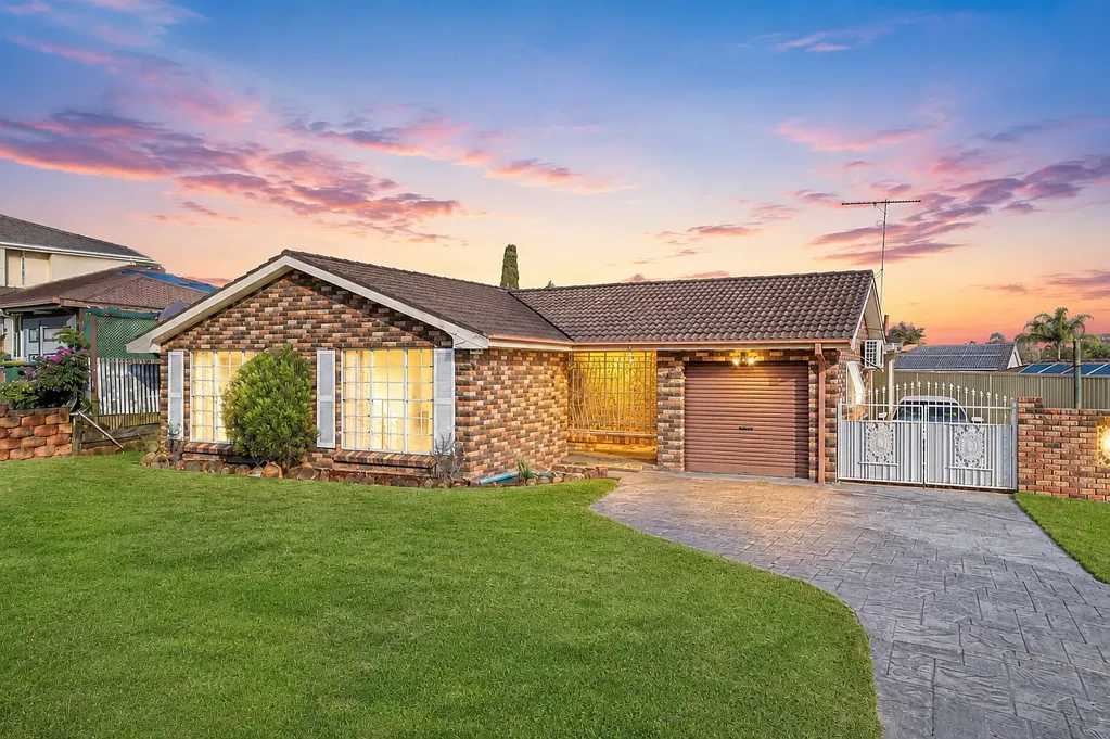 Minchinbury 4 Slaapkamer Spacious Family Living in a Sought-After Location