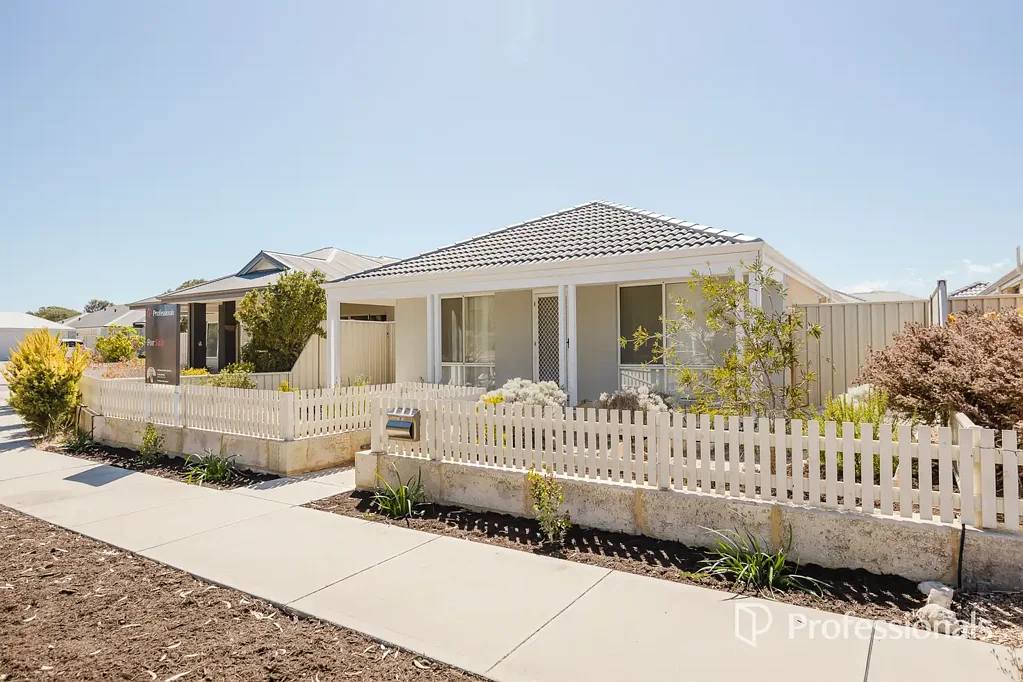 42 Munert Street, Yanchep, WA 6035