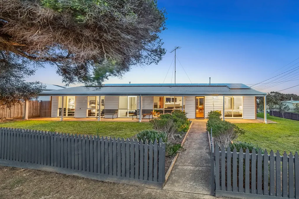 Ocean Grove 5 Slaapkamer A 5BR Beauty On A Big Block