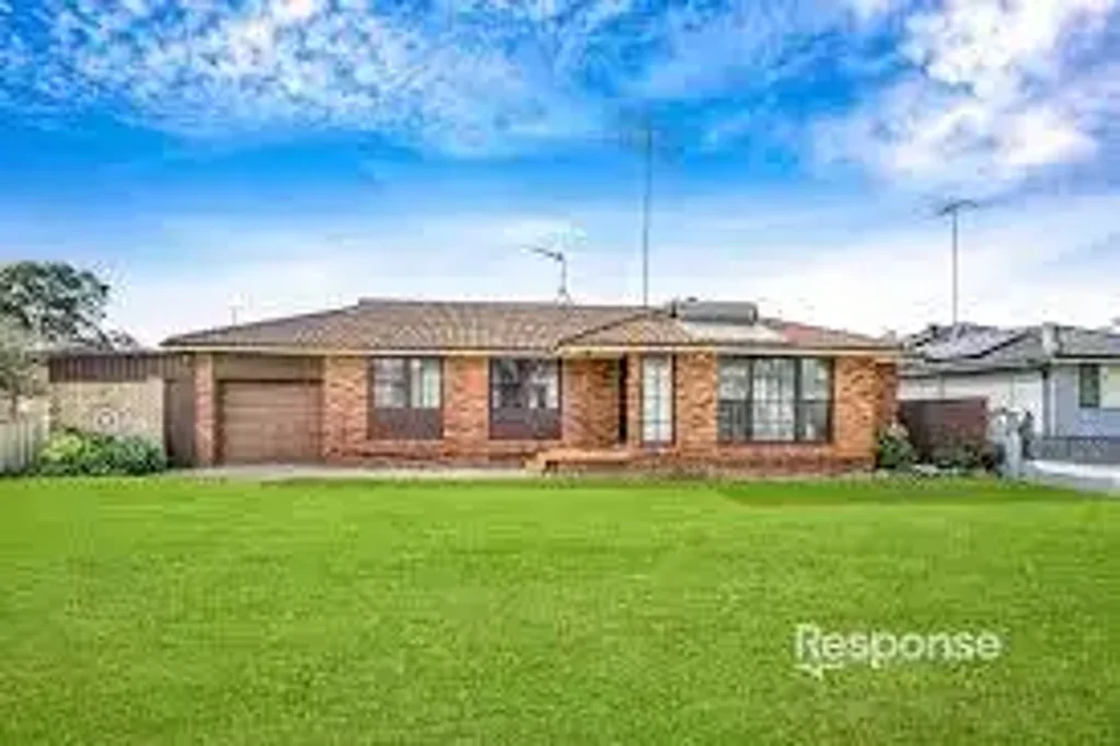 Family Home with Pool Opposite Reserve – Walk to York Public School!