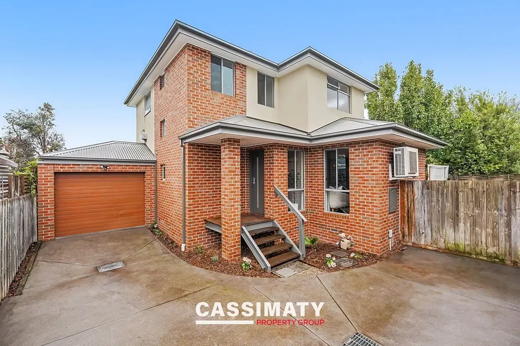 Capel Sound 3 Bedroom 5 minutes walk to the foreshore, everything else is a bonus!