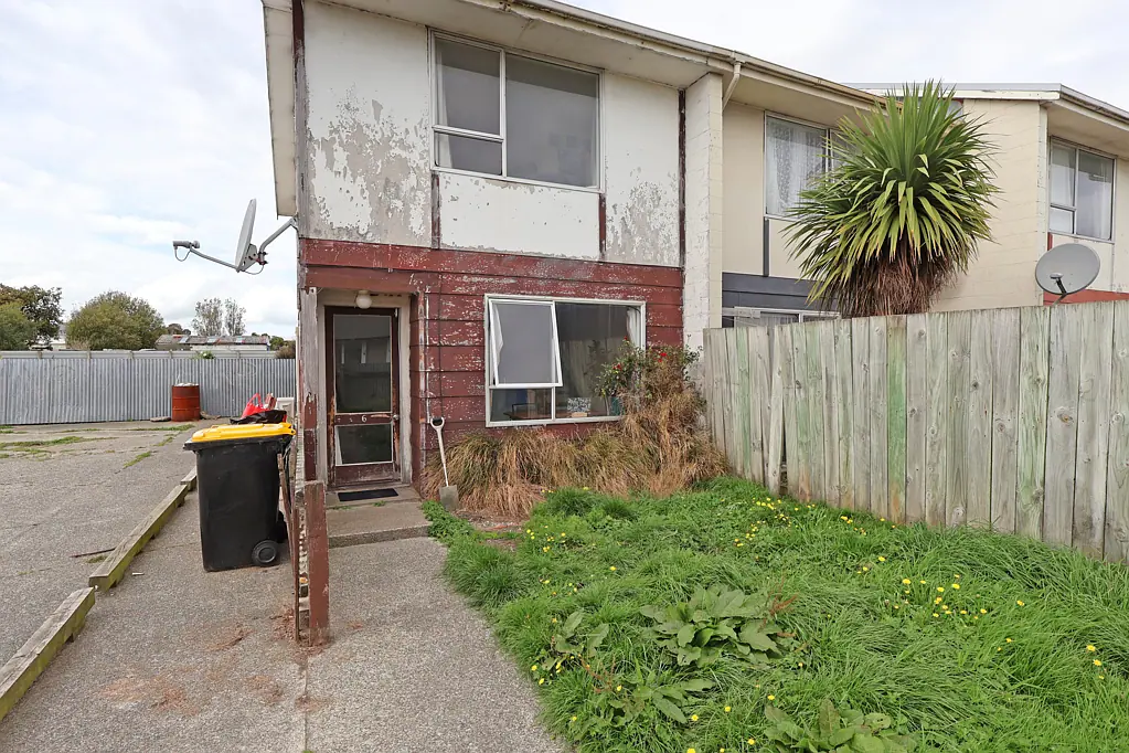 Appleby 2Moenga Two bedroom unit handy to town!