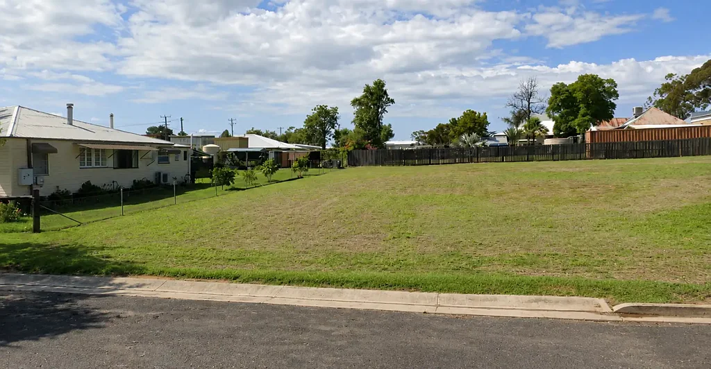 Wandoan  "Prime Wandoan Block - Residential or Commercial Potential STCA"