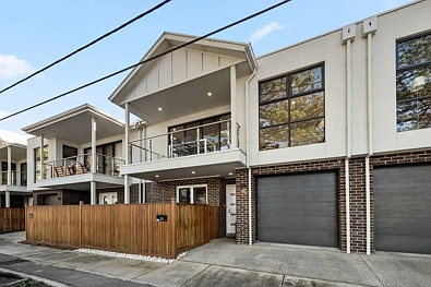 Henley Beach 2Zimmer Modern Coastal Living in the Heart of Henley Beach.