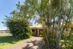 1/22 Grimwood Street, Bargara