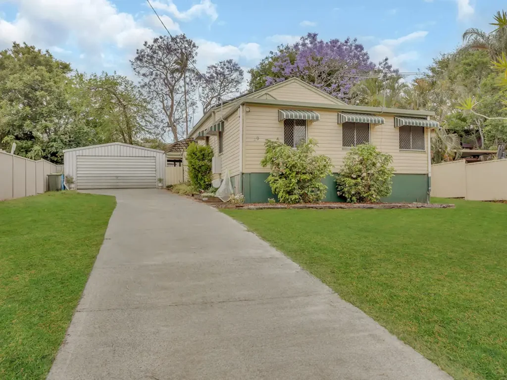 29 Wellen Street, Bundamba, QLD 4304