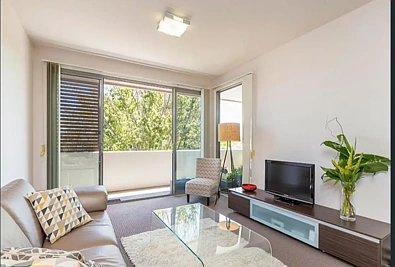10/18 De Burgh Street, Lyneham, ACT 2602, 2 Schlafzimmer, 2 Badezimmer, Apartment