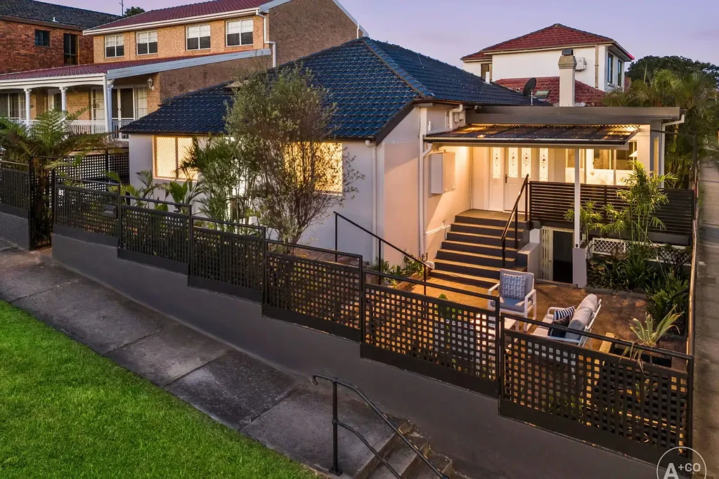 Expansive Family Residence in a Prime Maroubra Location