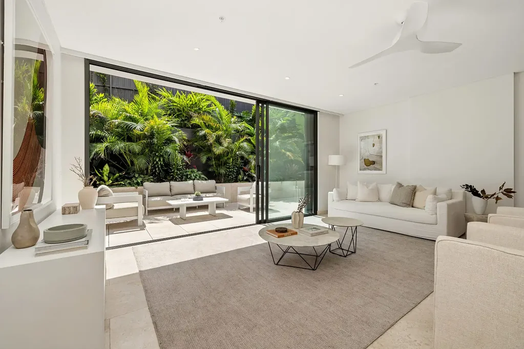 Rose Bay 2房  BRAND NEW GARDEN APARTMENT IN PRESTIGIOUS 'EVEROSE'