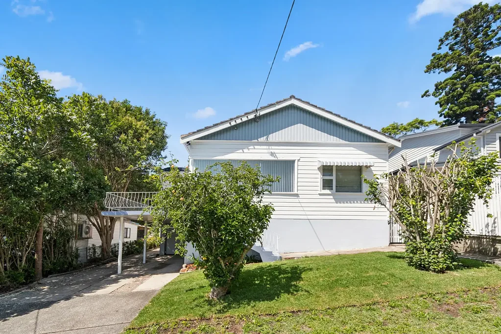 10 Payne Street, Mangerton, NSW 2500