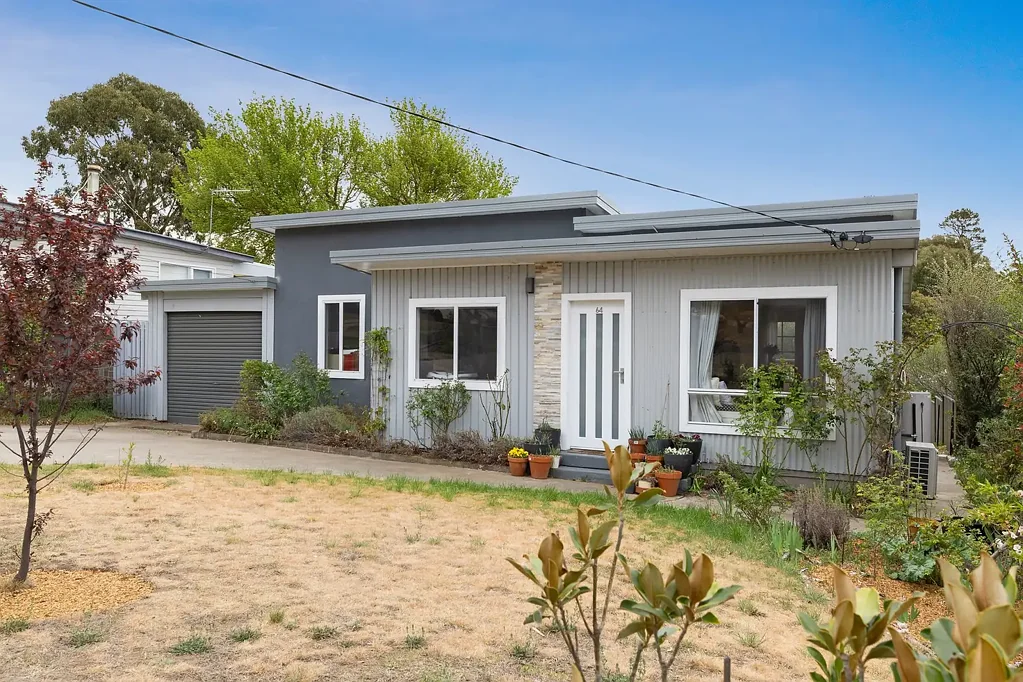 Cooma 3Kwarto Modern Home in a Great Location